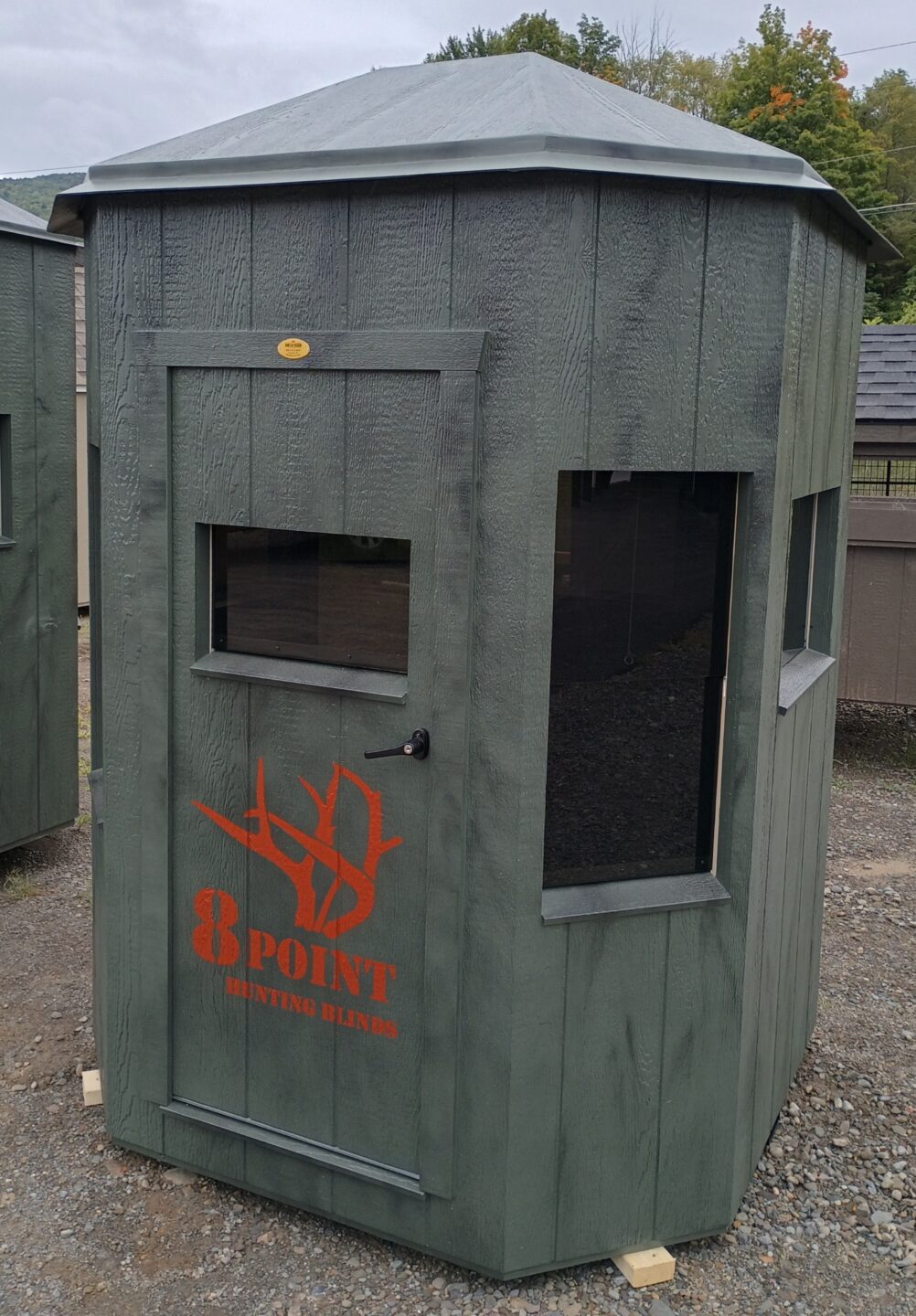 hunting blind with door and windows