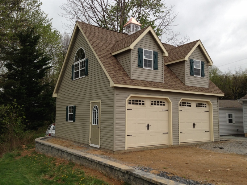 Vinyl built-on-site garage